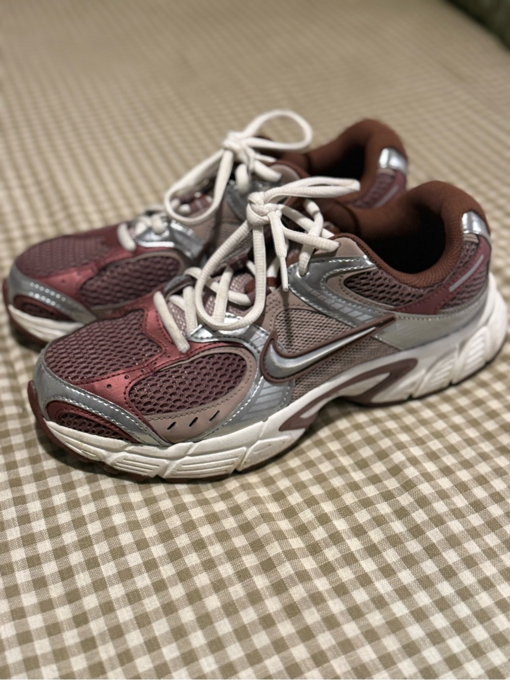 Nike V5 RNR - Picture 2 of 5